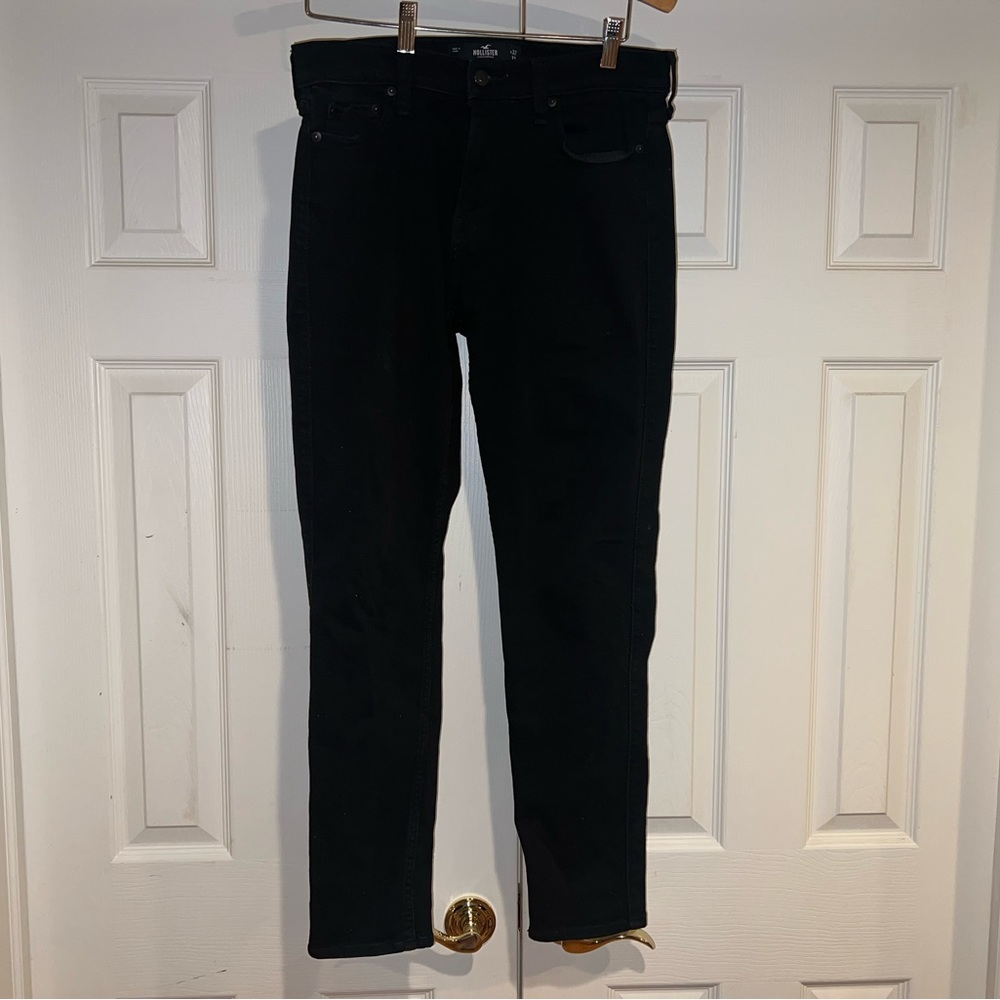 Hollister Black Taper Jeans 32 x 32